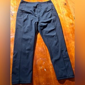 Lightly used leggings, almost brand new